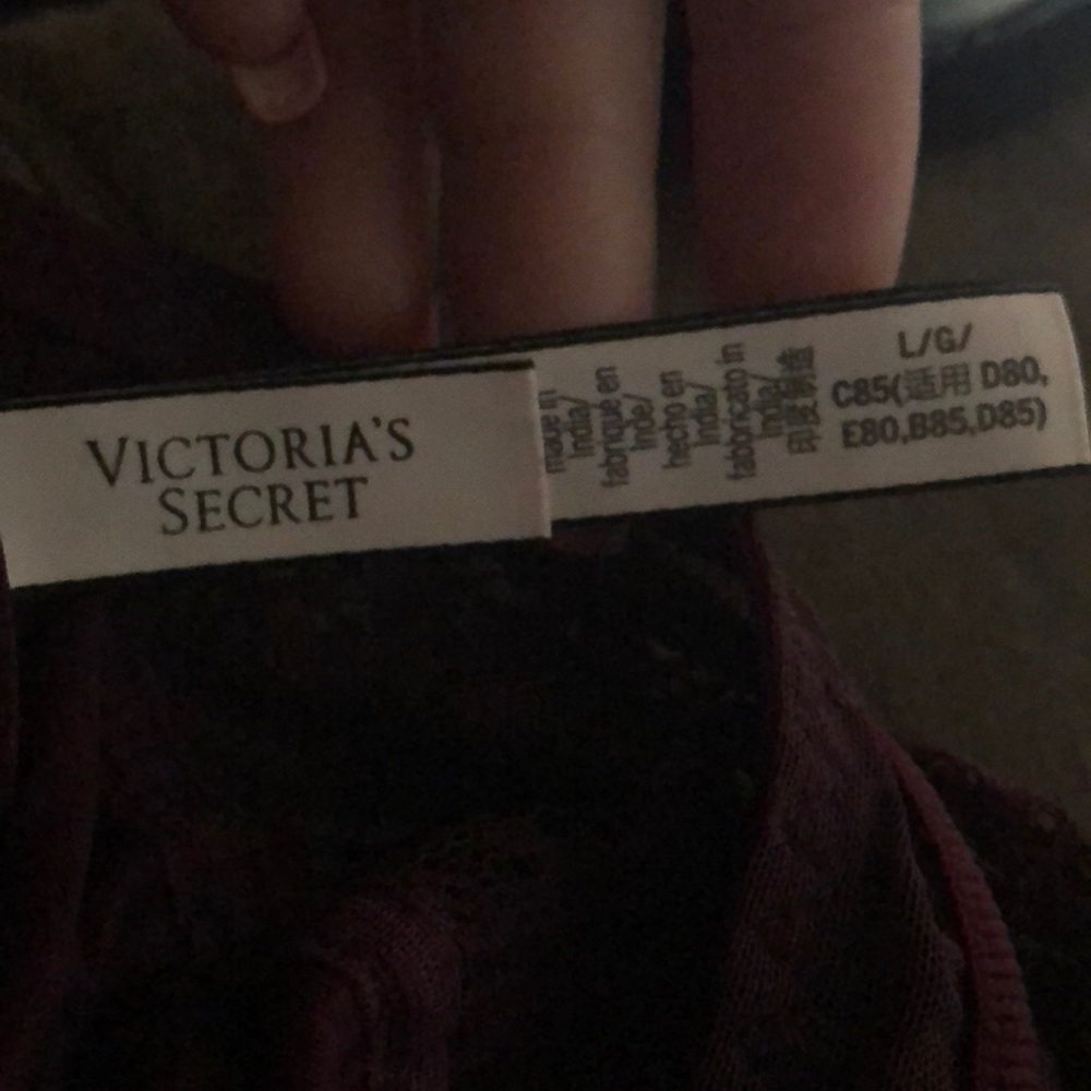 Wireless Vs Bra - image 3